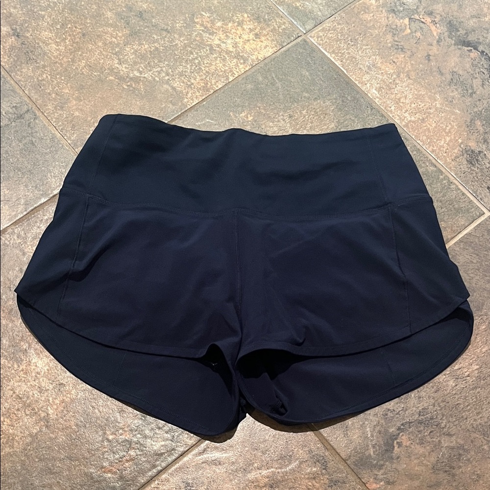 Lululemon Women's Speed-Up Navy 2.5 Shorts